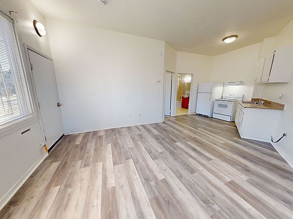 3rd image of 1811 27th Ave APT 107