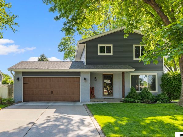 910 Daybreak Dr, Lincoln, NE 68505