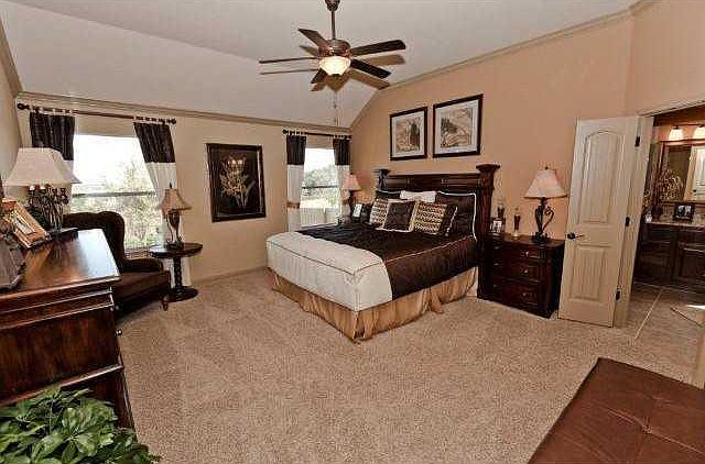 1st image of 125 Drury Ln