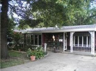 1933 S 10th Ter, Kansas City, KS 66103