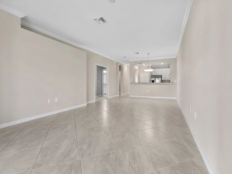 4264 Lemongrass Dr — Photo 7