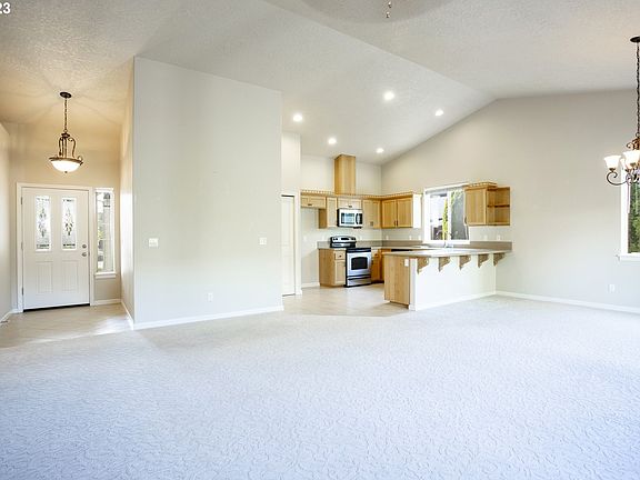 4th image of 1414 Breckenridge Dr