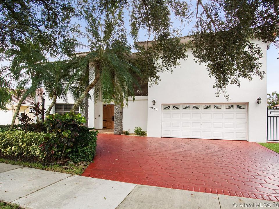 1st image of 7941 NW 169th Ter
