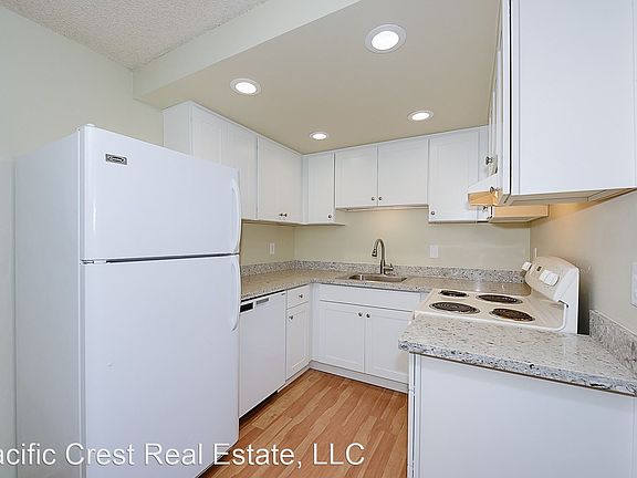 4th image of 5204 15th Ave NE #17334704