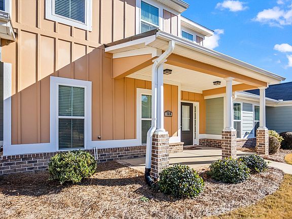 3rd image of 723 Padfield Run