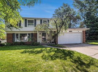 14140 Doris St, Livonia, MI 48154