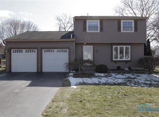 5655 Pheasant Hollow Dr, Toledo, OH 43615