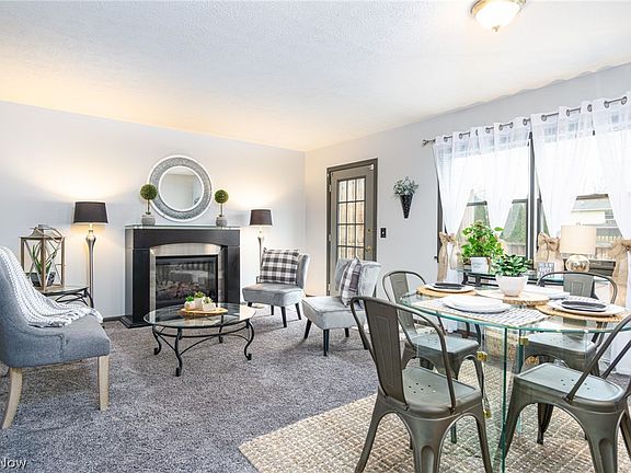 5th image of 1269 Julia Dr SW