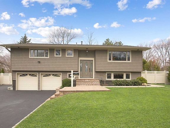 2nd image of 6 Lauren Ave S