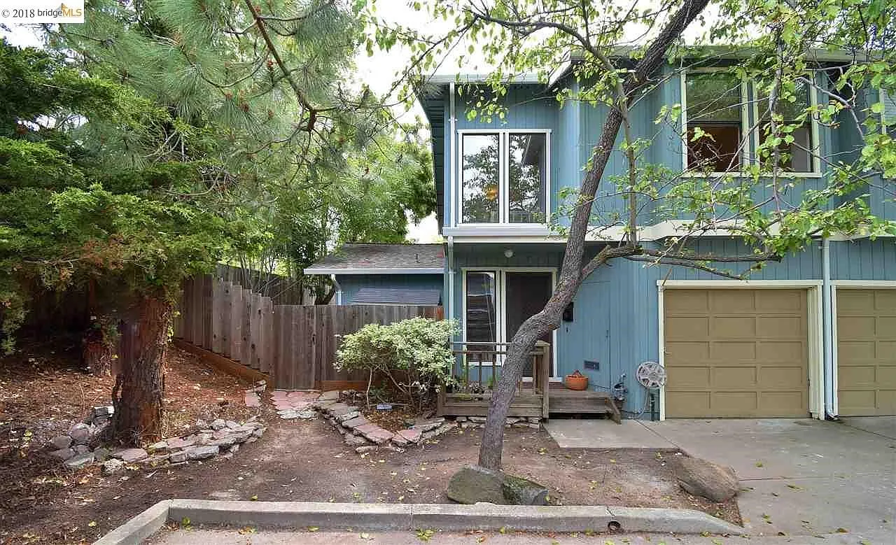 19216 Center St APT A photo 1