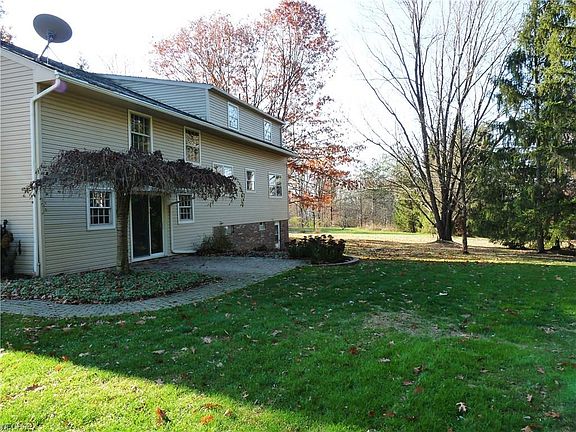 3rd image of 5170 Valley View Dr