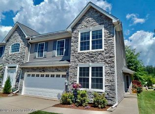 28 Marina Dr, Harveys Lake, PA 18618