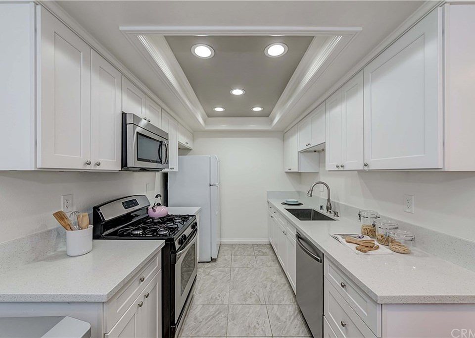 1st image of 16504 S Harvard Blvd APT 4