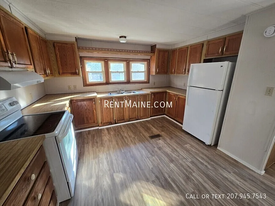 2 bed, 924 sqft, $34,500 — Photo 2