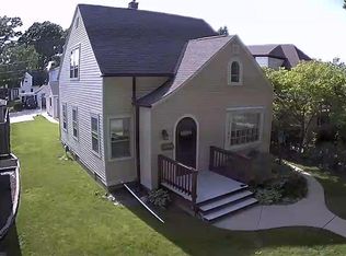 2367 S 79th St, West Allis, WI 53219