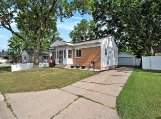 2235 Meurs Ct SW, Wyoming, MI 49519