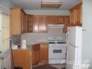 5th image of 37 Maryland Ave