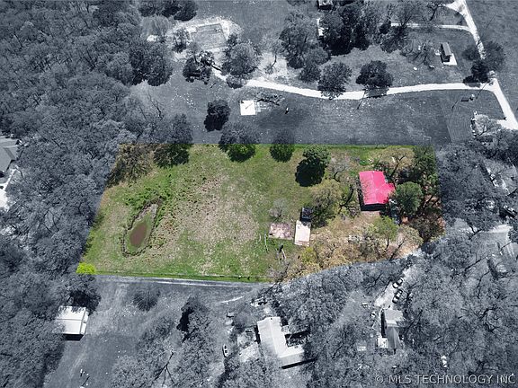 3rd image of 11847 Weaverville Ln