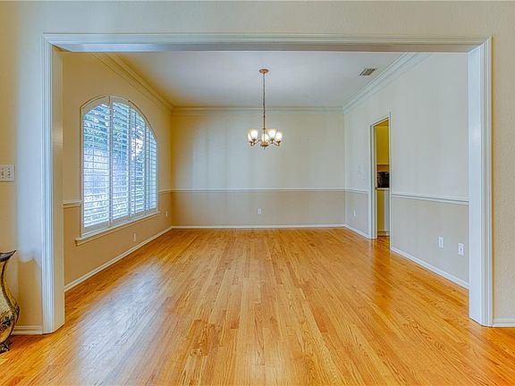 5th image of 1819 E Spruce Creek Blvd
