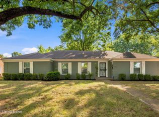 3111 Dunlieth Ct, Louisville, KY 40241