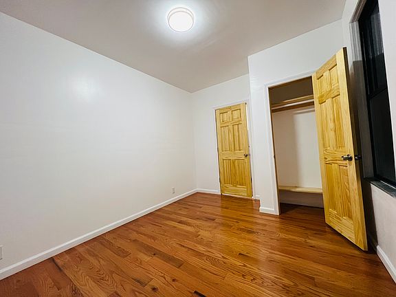 4th image of 25-69 35th St #1STFL0