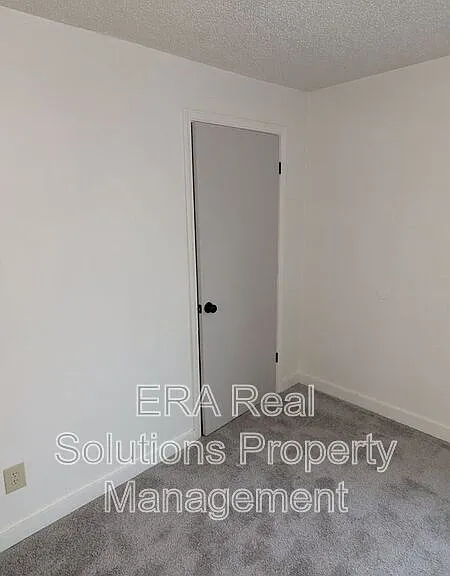 7875 Reading Rd #18 — Photo 5