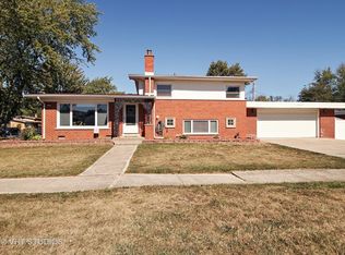 191 Thelma Ln, Chicago Heights, IL