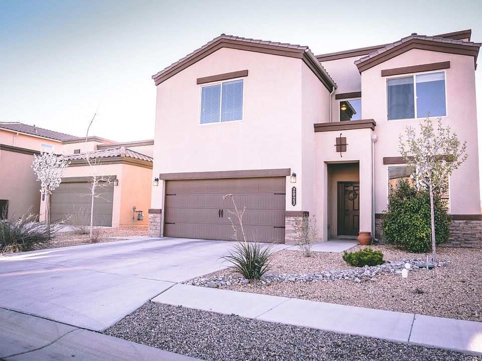 1st image of 2023 Ferndale Dr SE