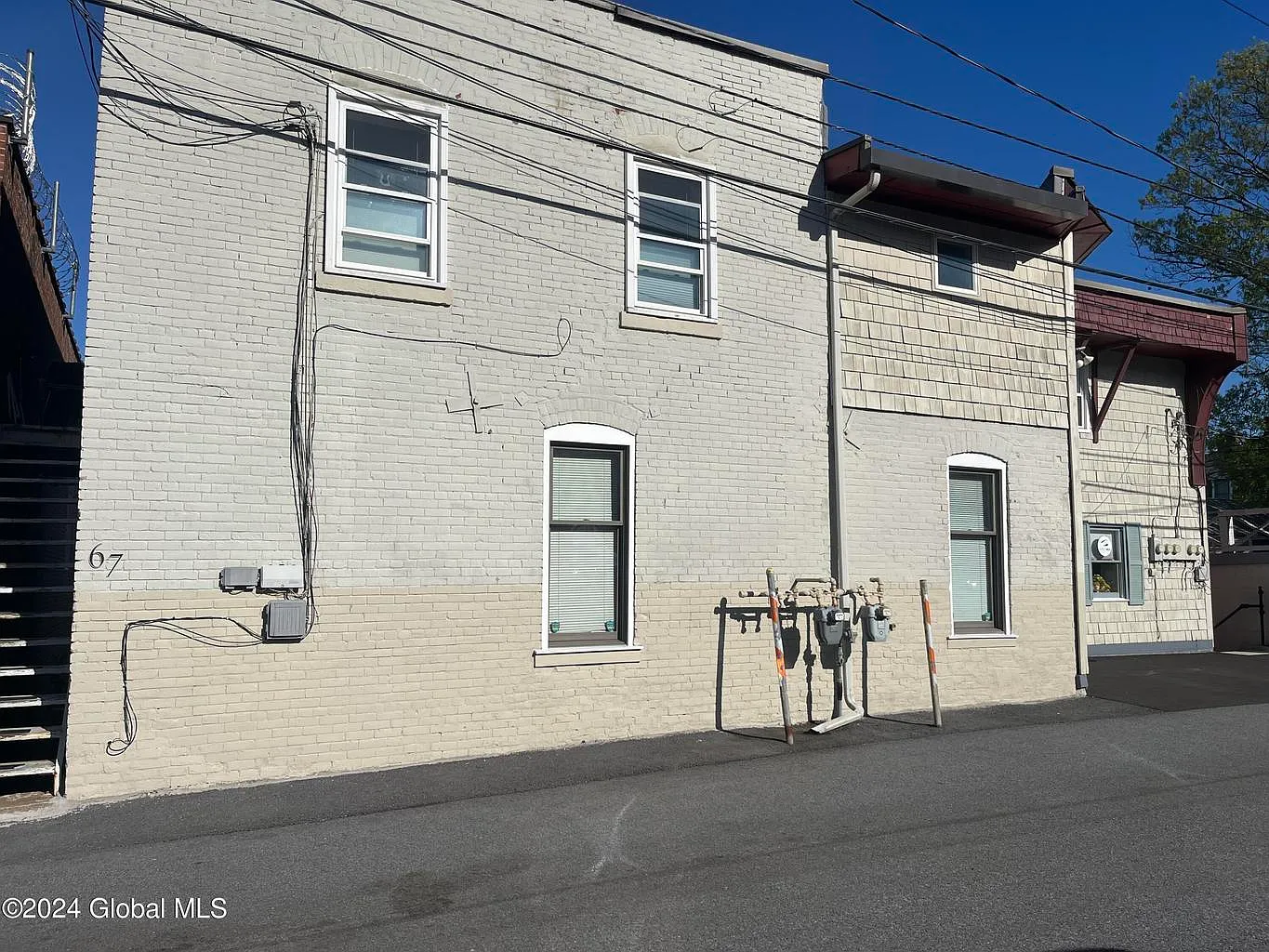 2 bed, 768 sqft, $1,650 — Photo 1
