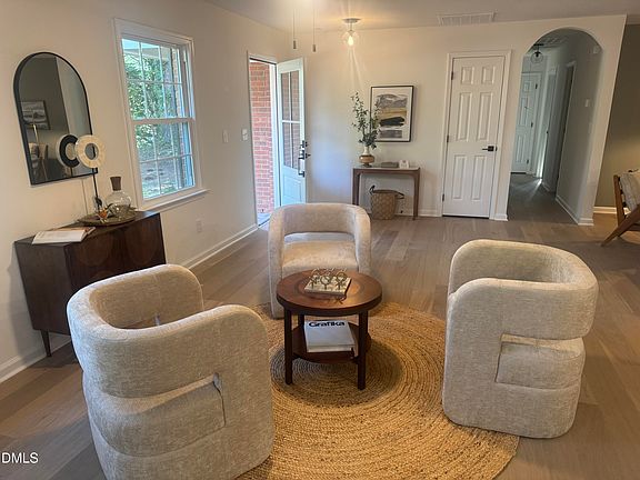 2nd image of 3509 Morningside Dr