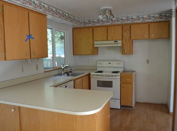 3rd image of 4511 83rd Pl NW