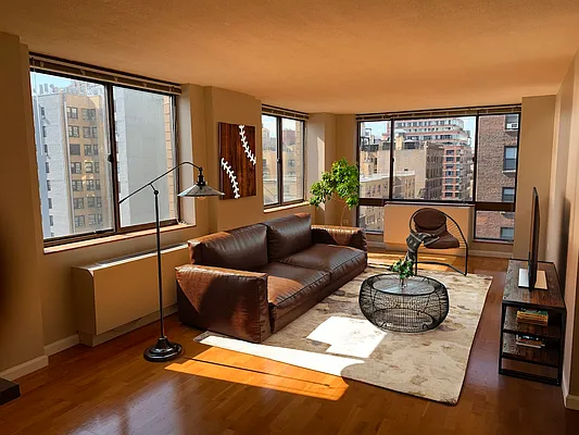 Rented by Bozzuto Management | media 22