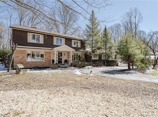 3239 Bremerton Rd, Pepper Pike, OH 44124