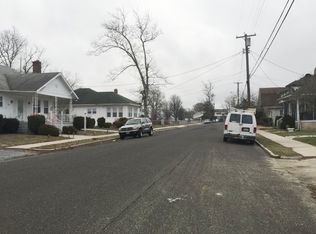 28 W Glendale Ave, Pleasantville, NJ 08232
