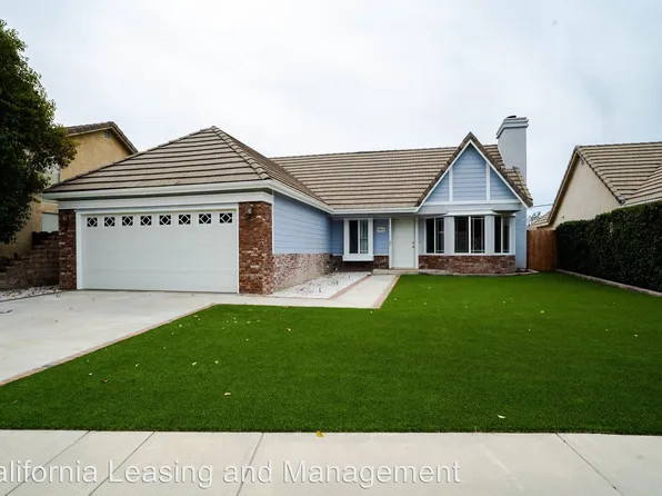 19652 Chadway St, Santa Clarita, CA 91351