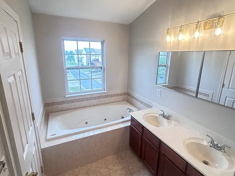 5029 Kemsley Rd — Photo 16