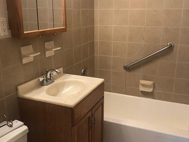 35 Utterby Rd — Photo 5