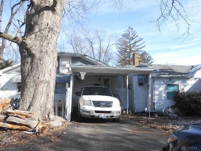 2nd image of 421-419 W Fairview Ave