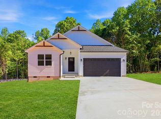 2705 Andrew Point Rd, Denver, NC 28037