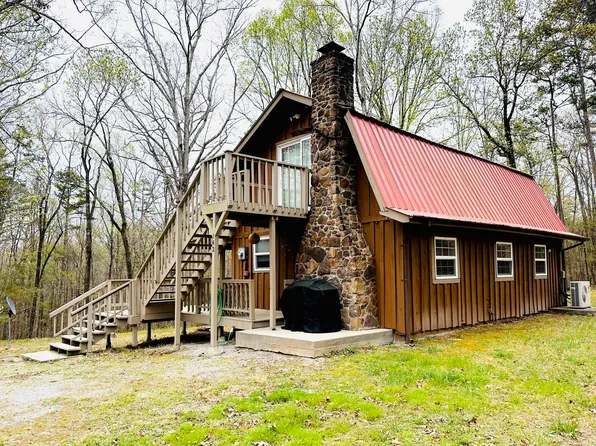 142 Huckleberry Trl, La Fayette, GA 30728