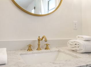 2609 Dauphine St, New Orleans, LA 70117
