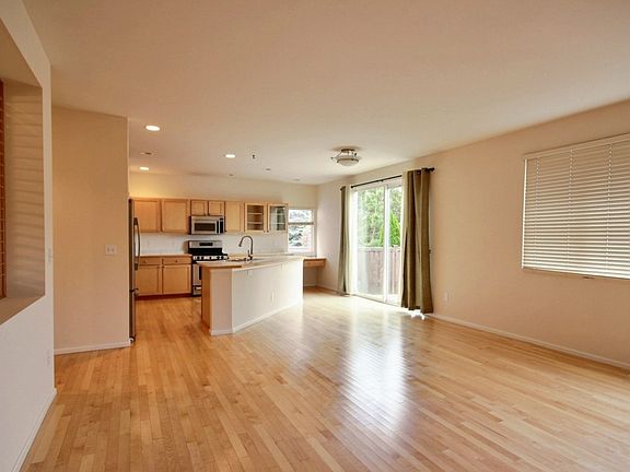 5th image of 1532 59th St SE