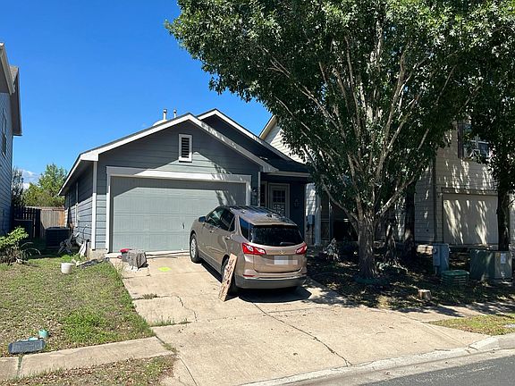 3rd image of 3704 Autumn Bay Dr