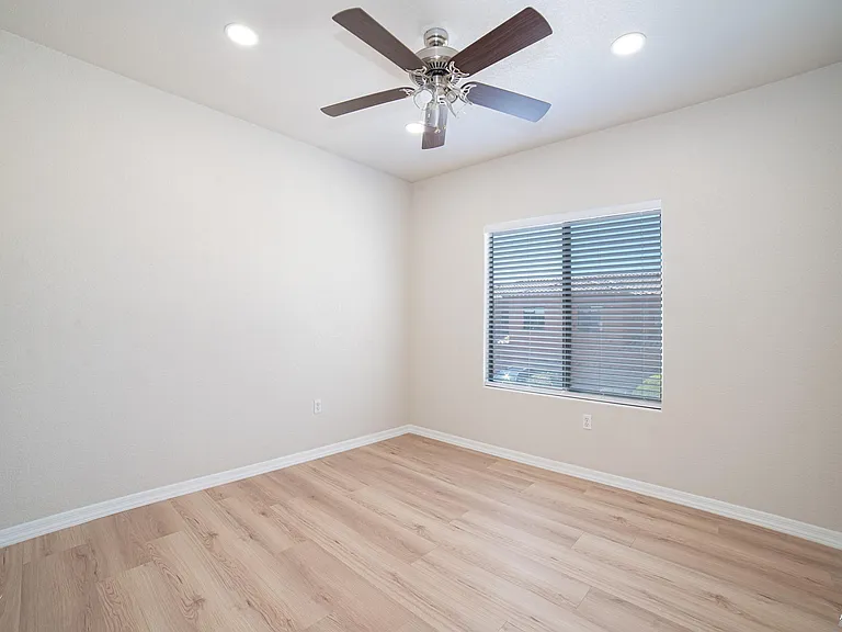 3558 W 22nd Pl #A — Photo 22