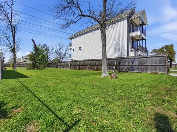 3011 Elysian St, Houston, TX 77009