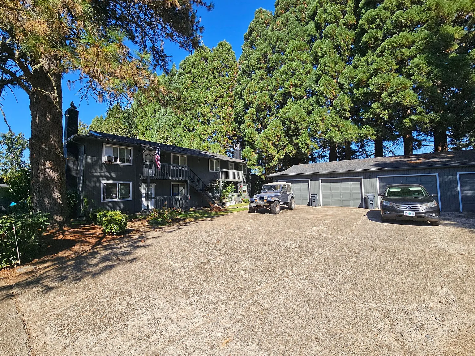 NOMAD2197-2203 — Photo 1