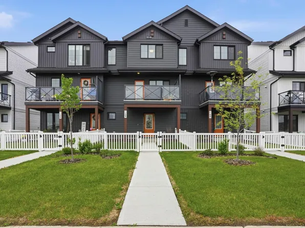 58 Jensen Gate, Saint Albert, AB T8N 7Y5