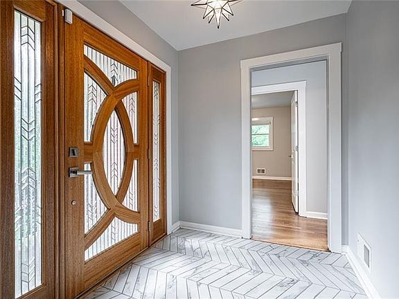 5th image of 2470 Landeau Cir