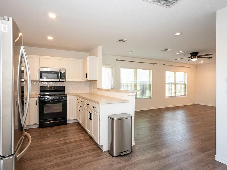 5403 Rosser Ruby Way — Photo 8