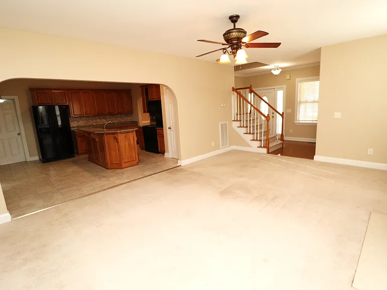 36 W Trafalgar Ct — Photo 6